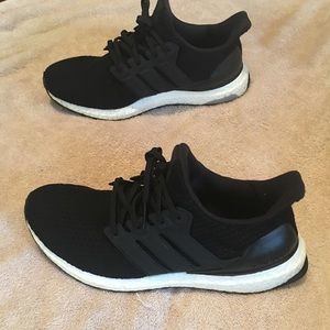 🏃🏾🚀Adidas Ultra Boost Men’s Black Pre Owned